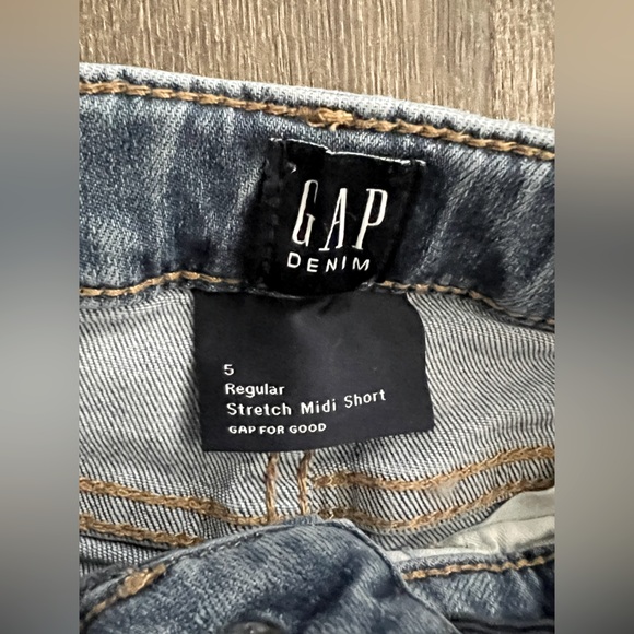 Girls Gap Shorts Size 5 - Excellent Shape! - Picture 3 of 3